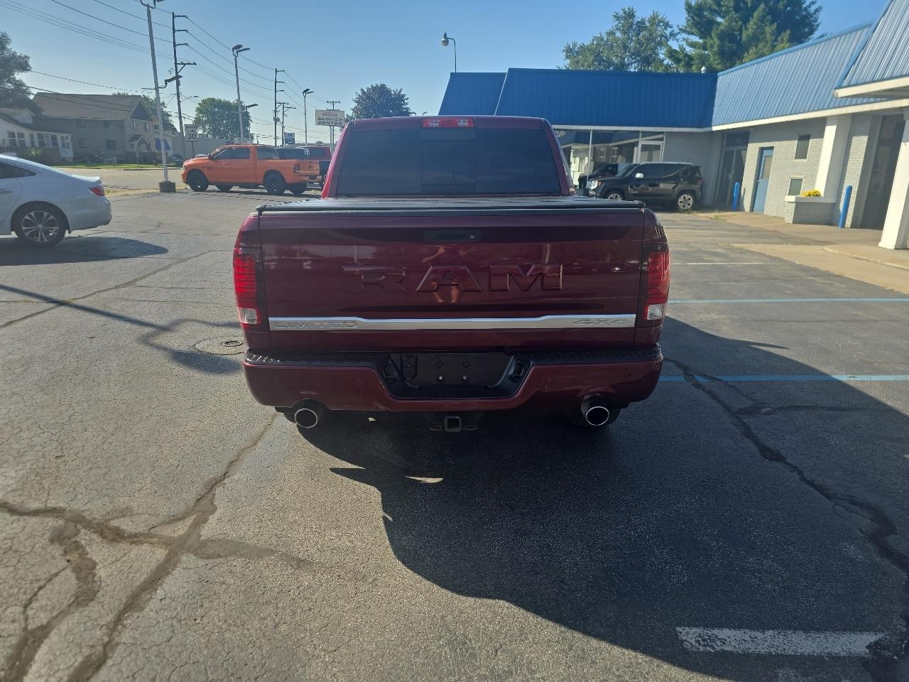 RAM 1500 Limited 4x4 Crew Cab 5'7" Box *Ltd Avail* 2018