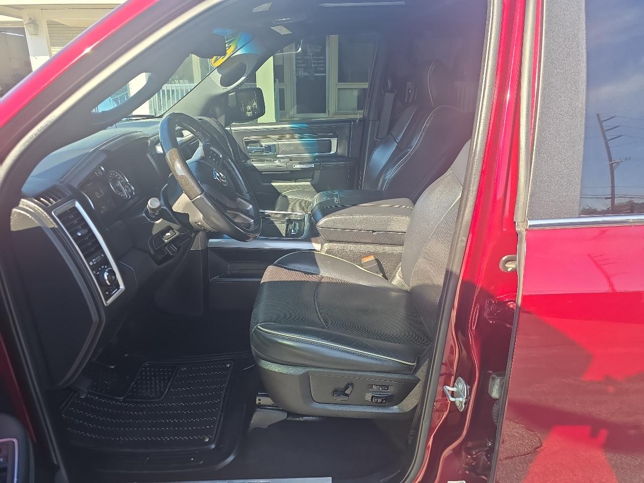 RAM 1500 Limited 4x4 Crew Cab 5'7" Box *Ltd Avail* 2018