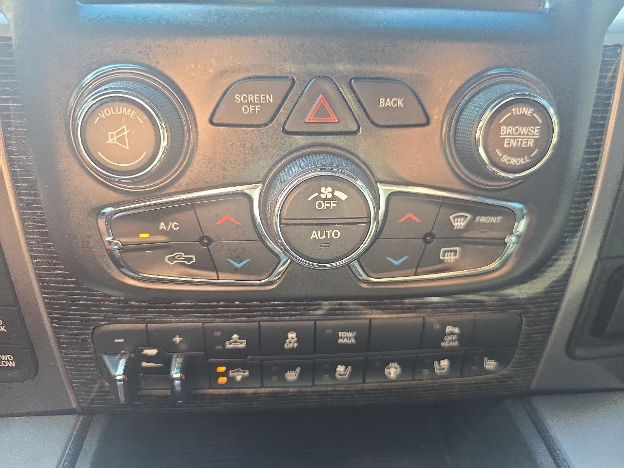 RAM 1500 Limited 4x4 Crew Cab 5'7" Box *Ltd Avail* 2018