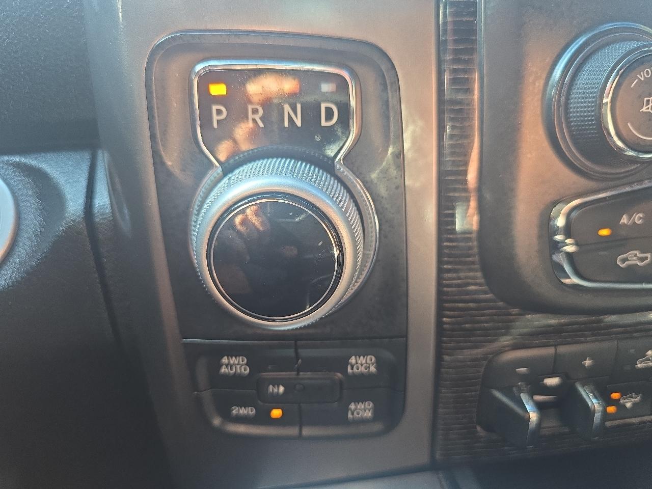 RAM 1500 Limited 4x4 Crew Cab 5'7" Box *Ltd Avail* 2018