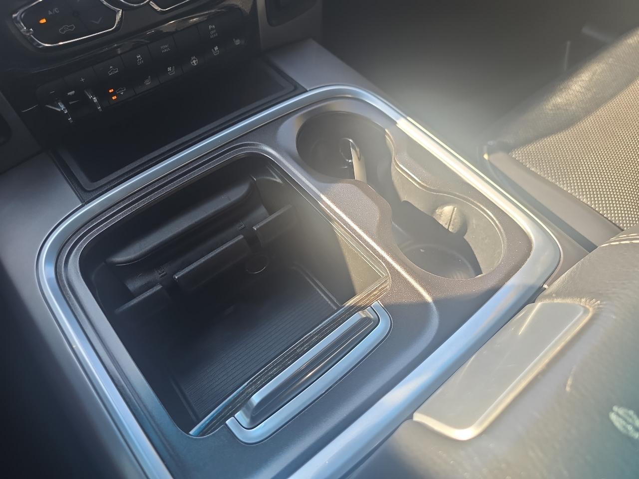 RAM 1500 Limited 4x4 Crew Cab 5'7" Box *Ltd Avail* 2018