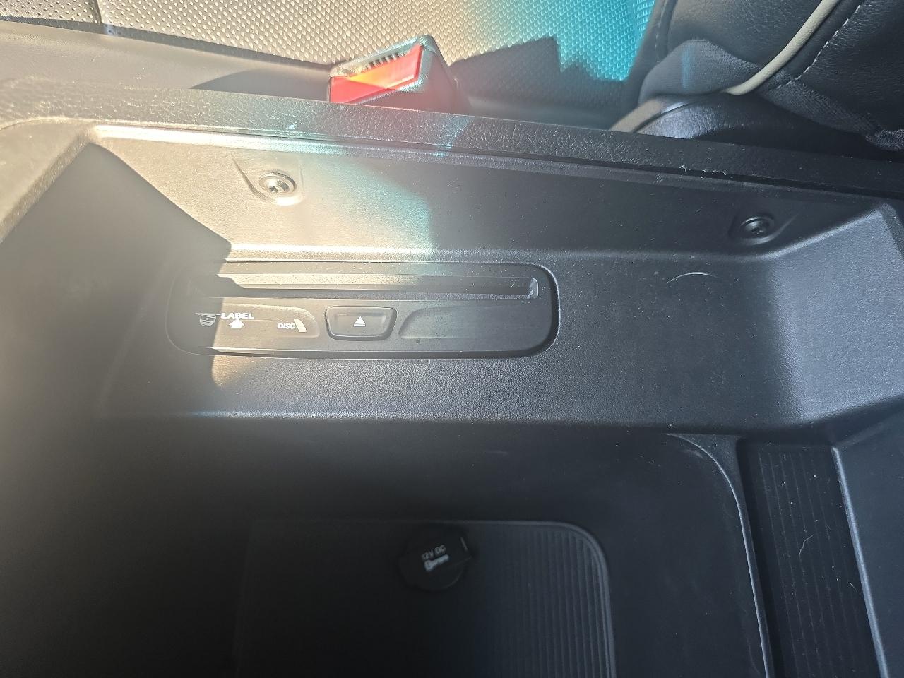 RAM 1500 Limited 4x4 Crew Cab 5'7" Box *Ltd Avail* 2018