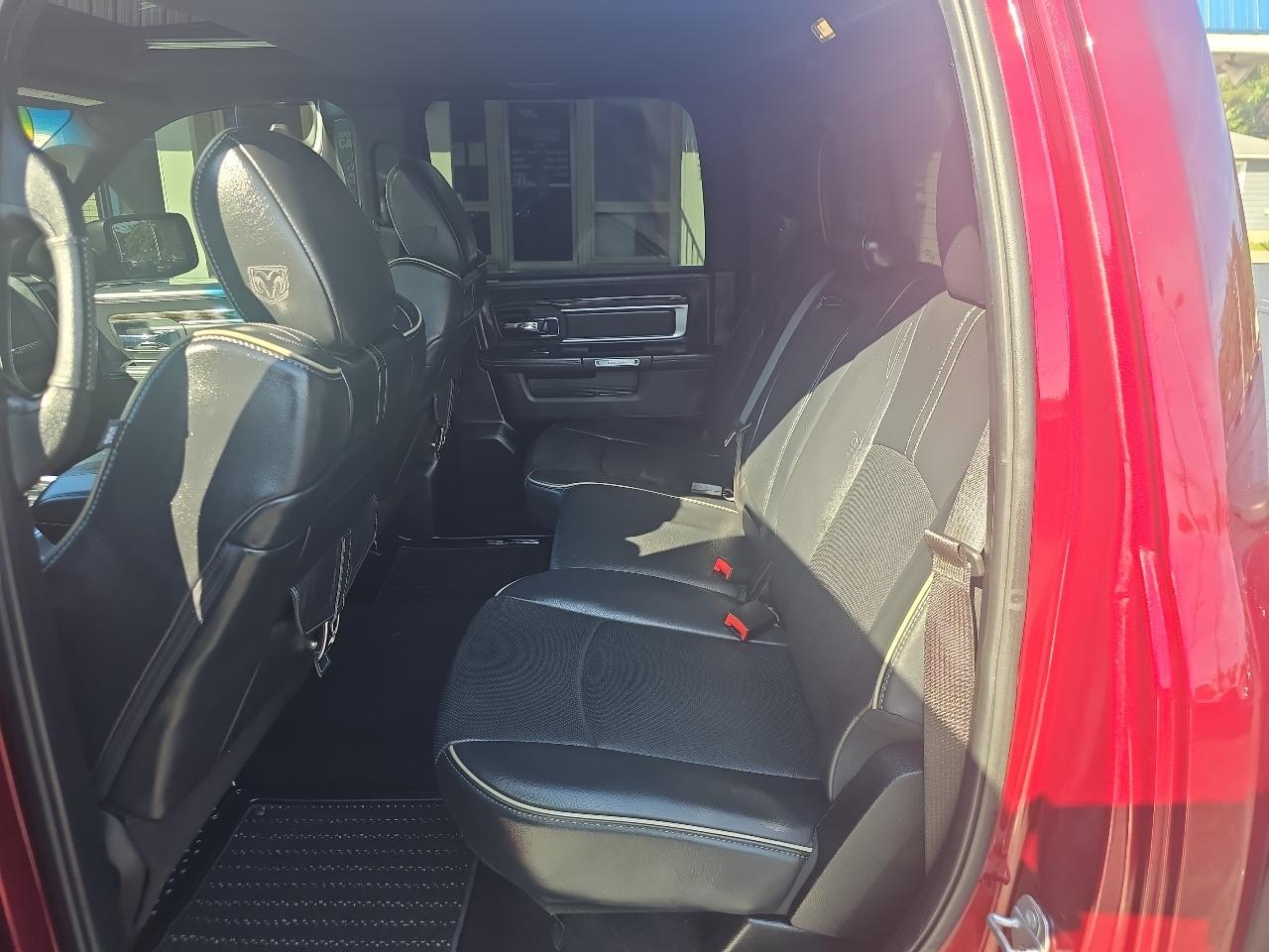 RAM 1500 Limited 4x4 Crew Cab 5'7" Box *Ltd Avail* 2018