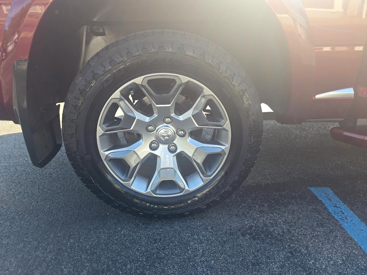 RAM 1500 Limited 4x4 Crew Cab 5'7" Box *Ltd Avail* 2018