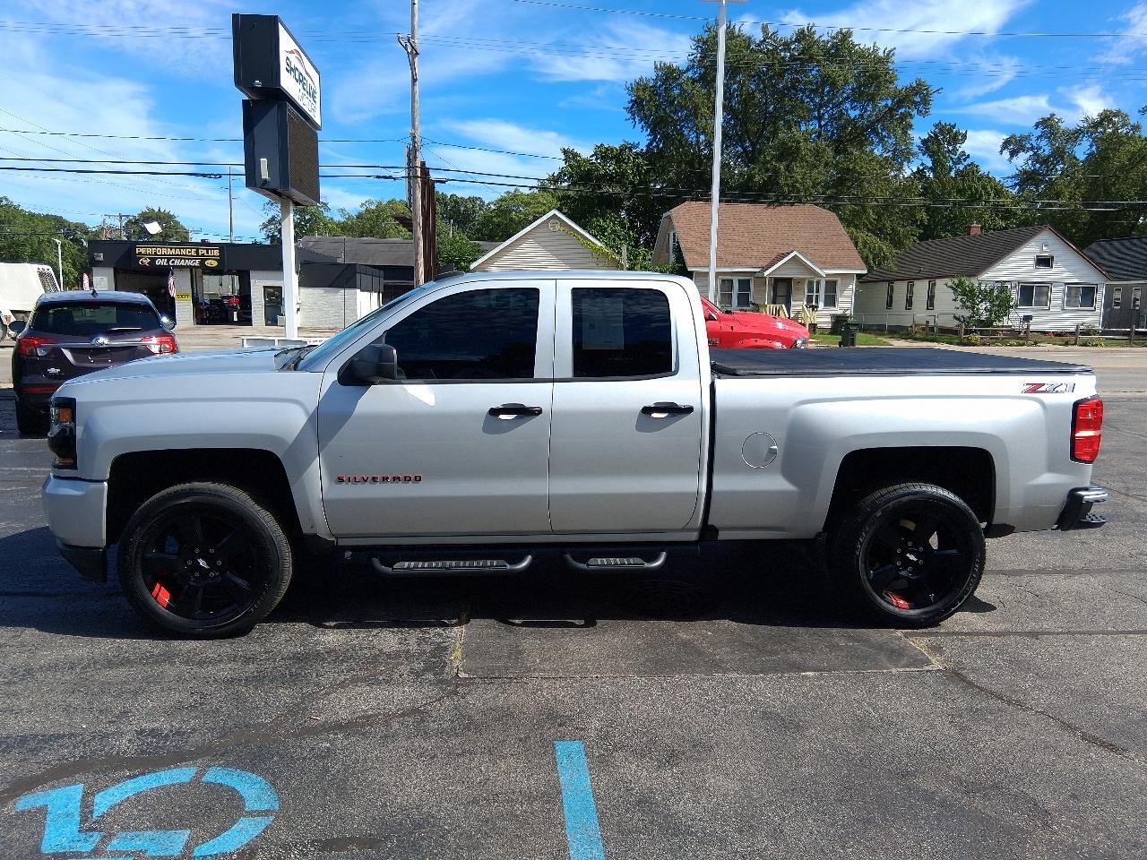 Chevrolet Silverado 1500 4WD Double Cab 143.5" LT w/2LT 2018