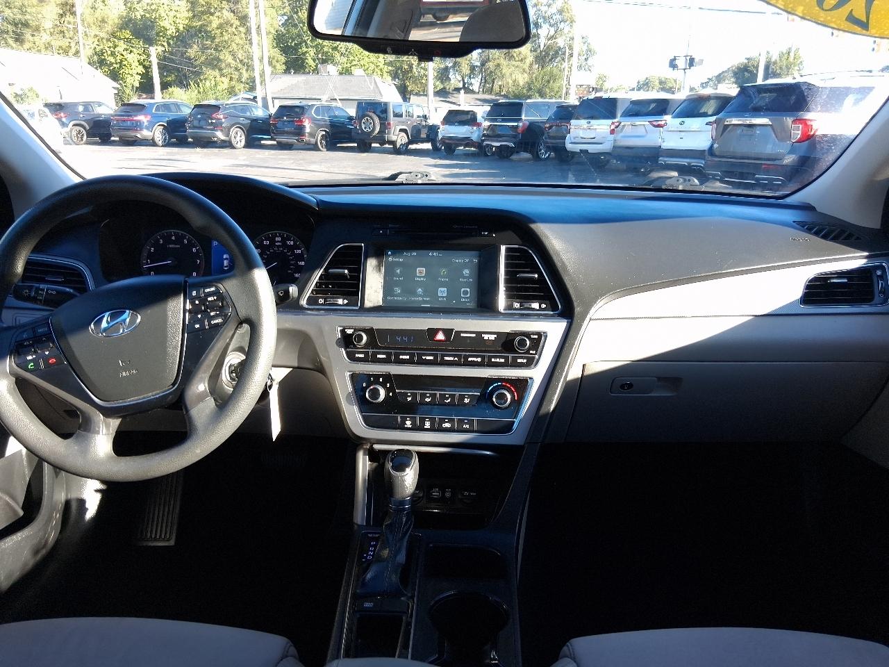 Hyundai Sonata 4dr Sdn 2.4L SE 2016