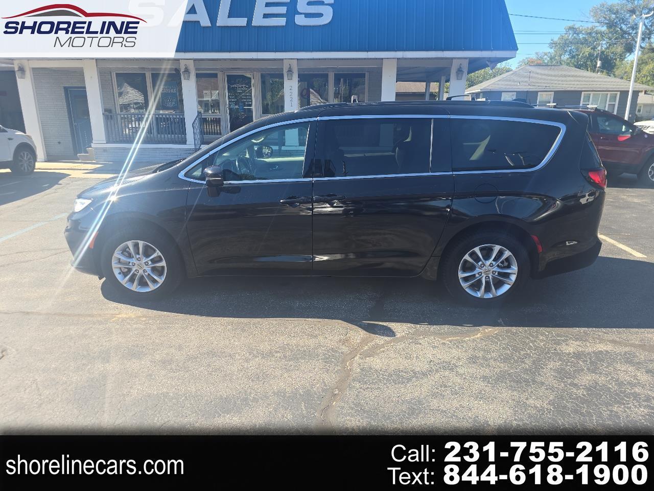 Chrysler Pacifica Touring AWD 2021