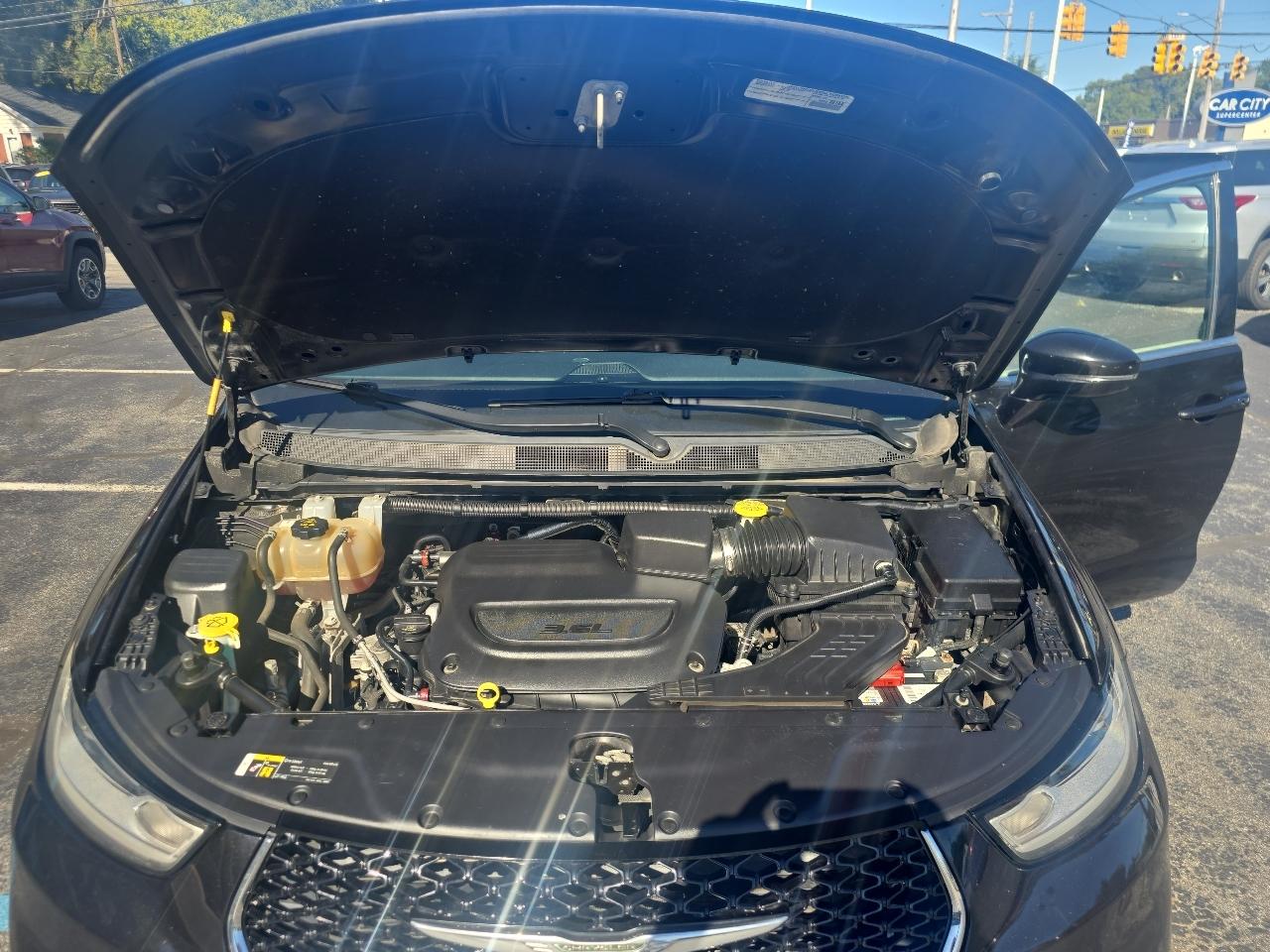 Chrysler Pacifica Touring AWD 2021