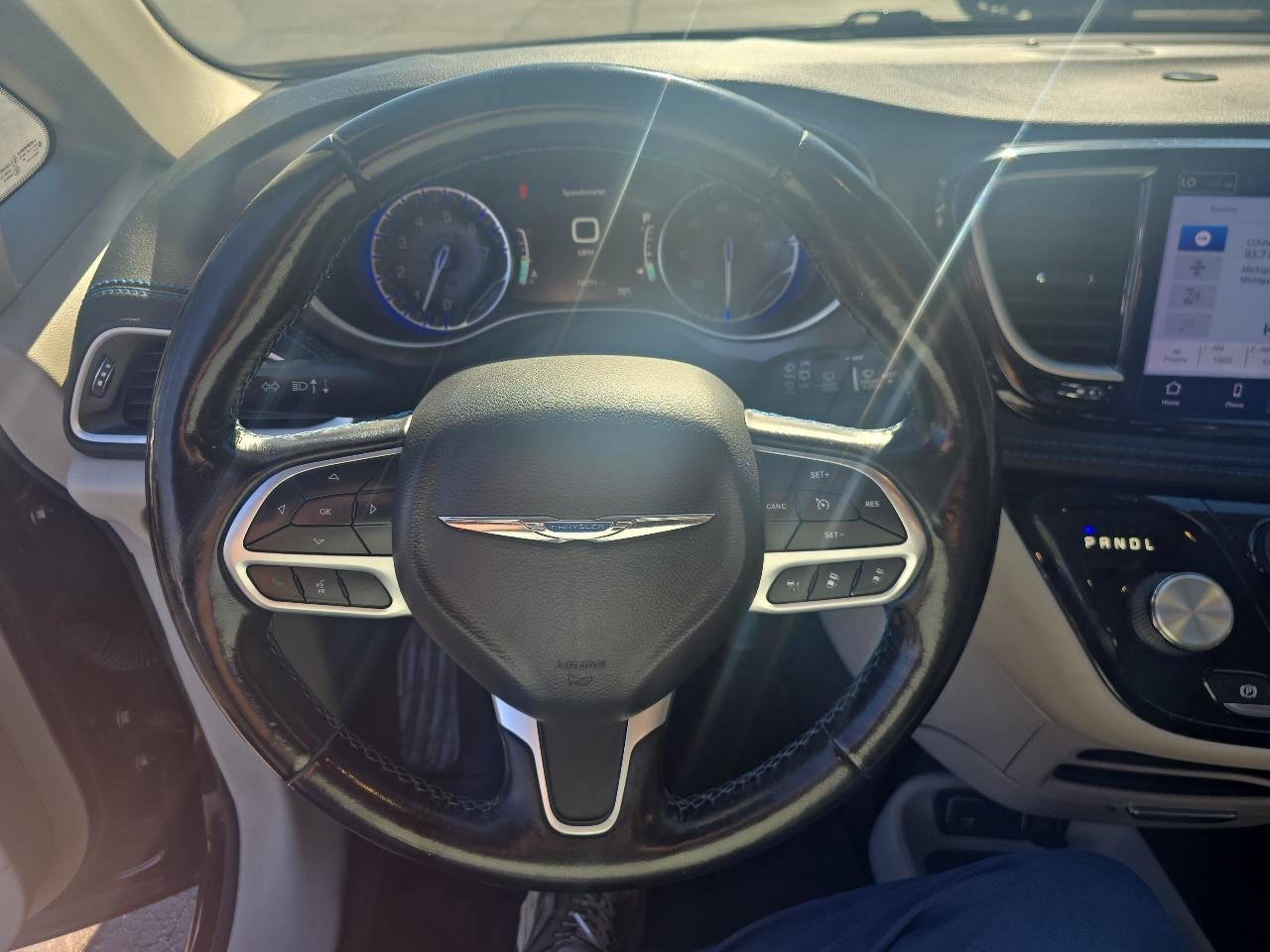 Chrysler Pacifica Touring AWD 2021