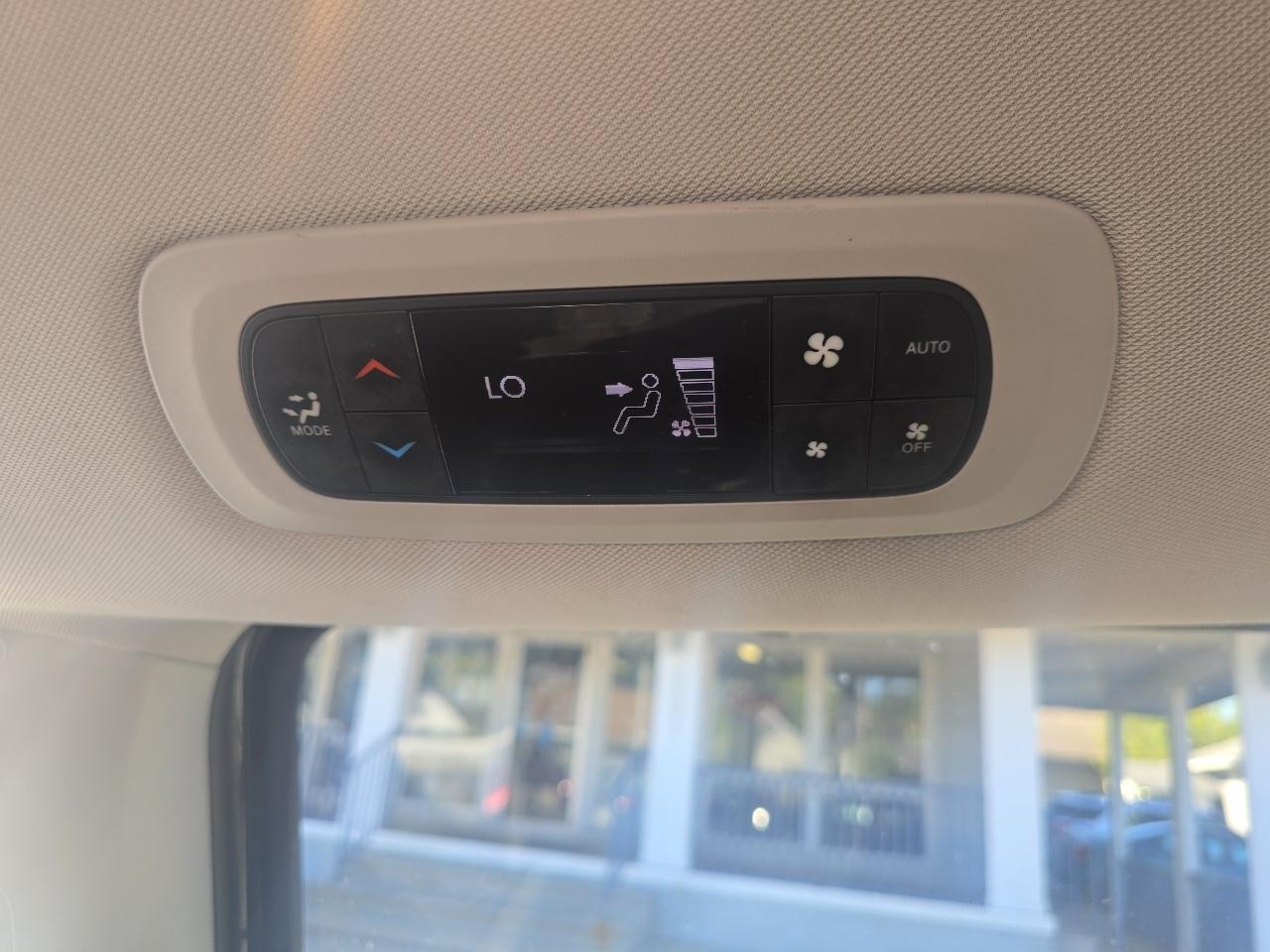 Chrysler Pacifica Touring AWD 2021