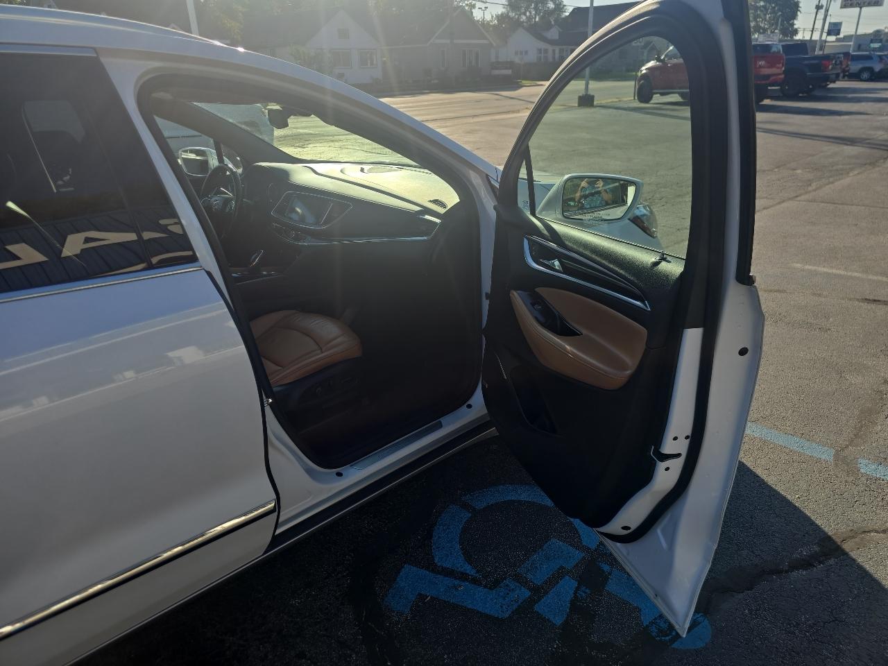 Buick Enclave AWD 4dr Premium 2018