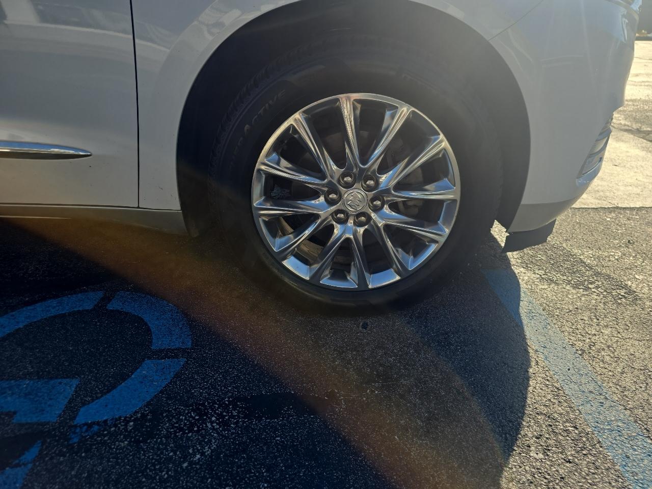 Buick Enclave AWD 4dr Premium 2018