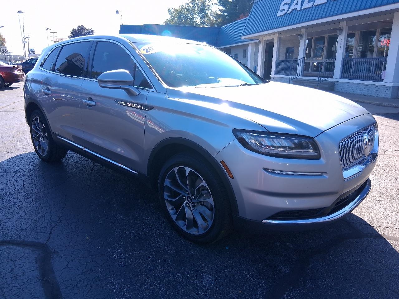 Lincoln Nautilus Reserve AWD 2021