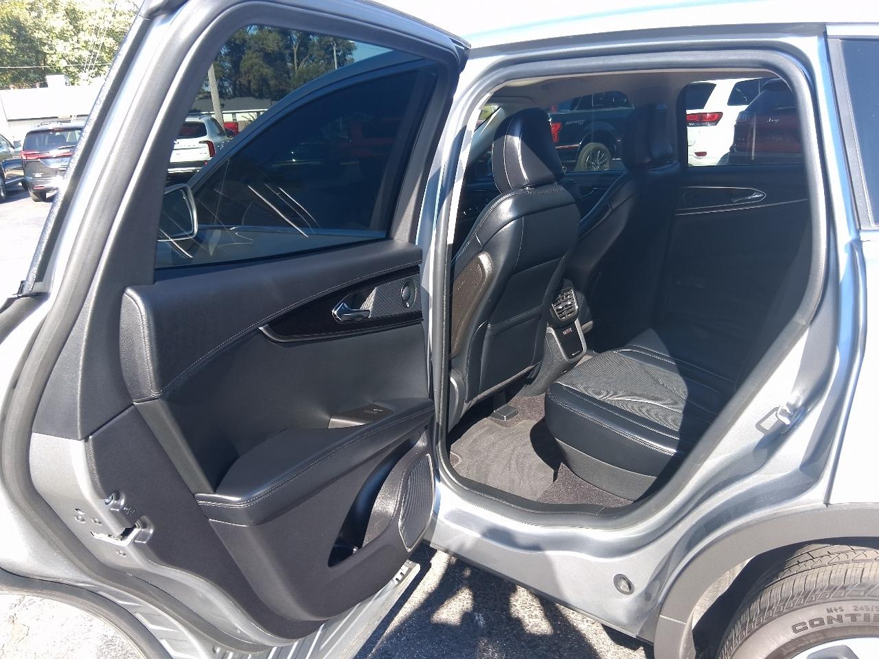 Lincoln Nautilus Reserve AWD 2021