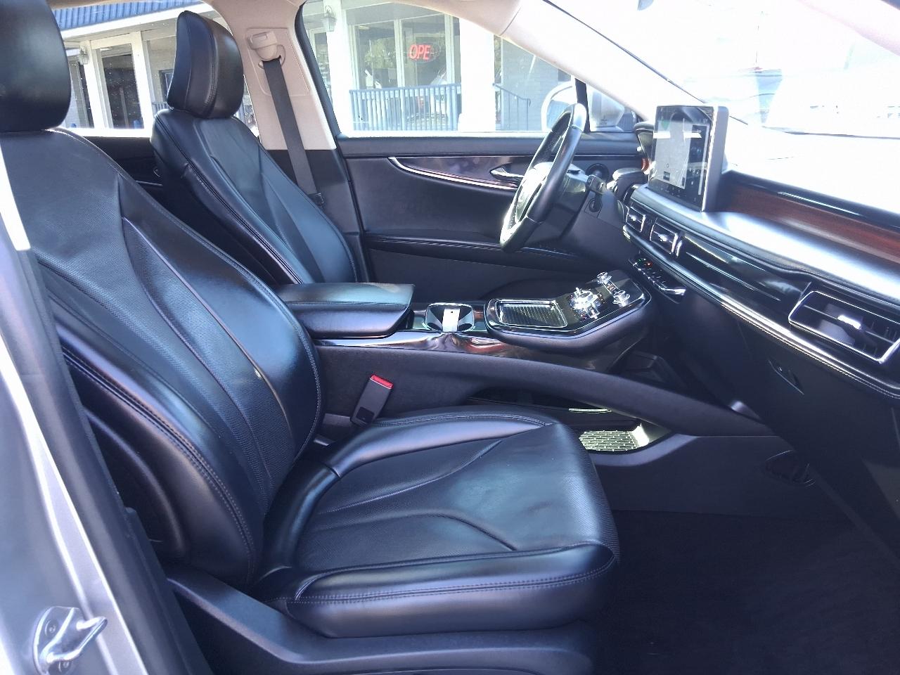 Lincoln Nautilus Reserve AWD 2021