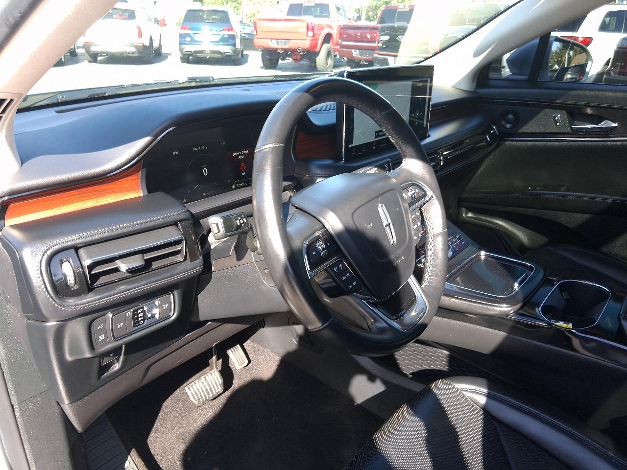 Lincoln Nautilus Reserve AWD 2021