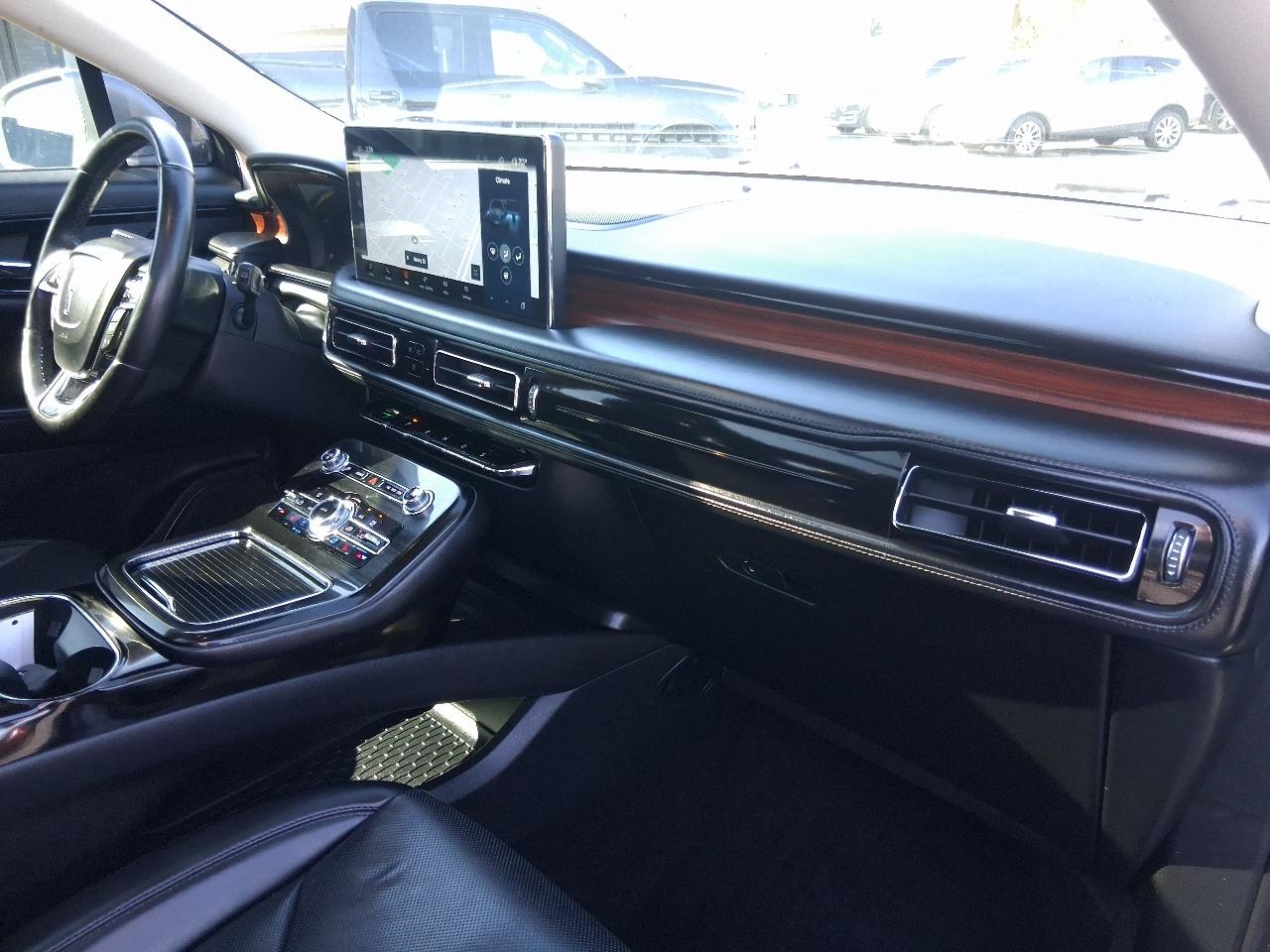 Lincoln Nautilus Reserve AWD 2021