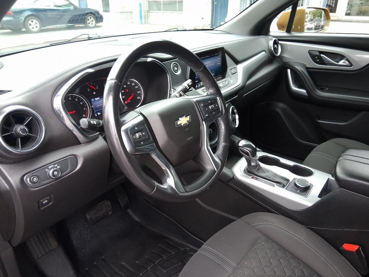 Chevrolet Blazer AWD 4dr w/2LT 2019