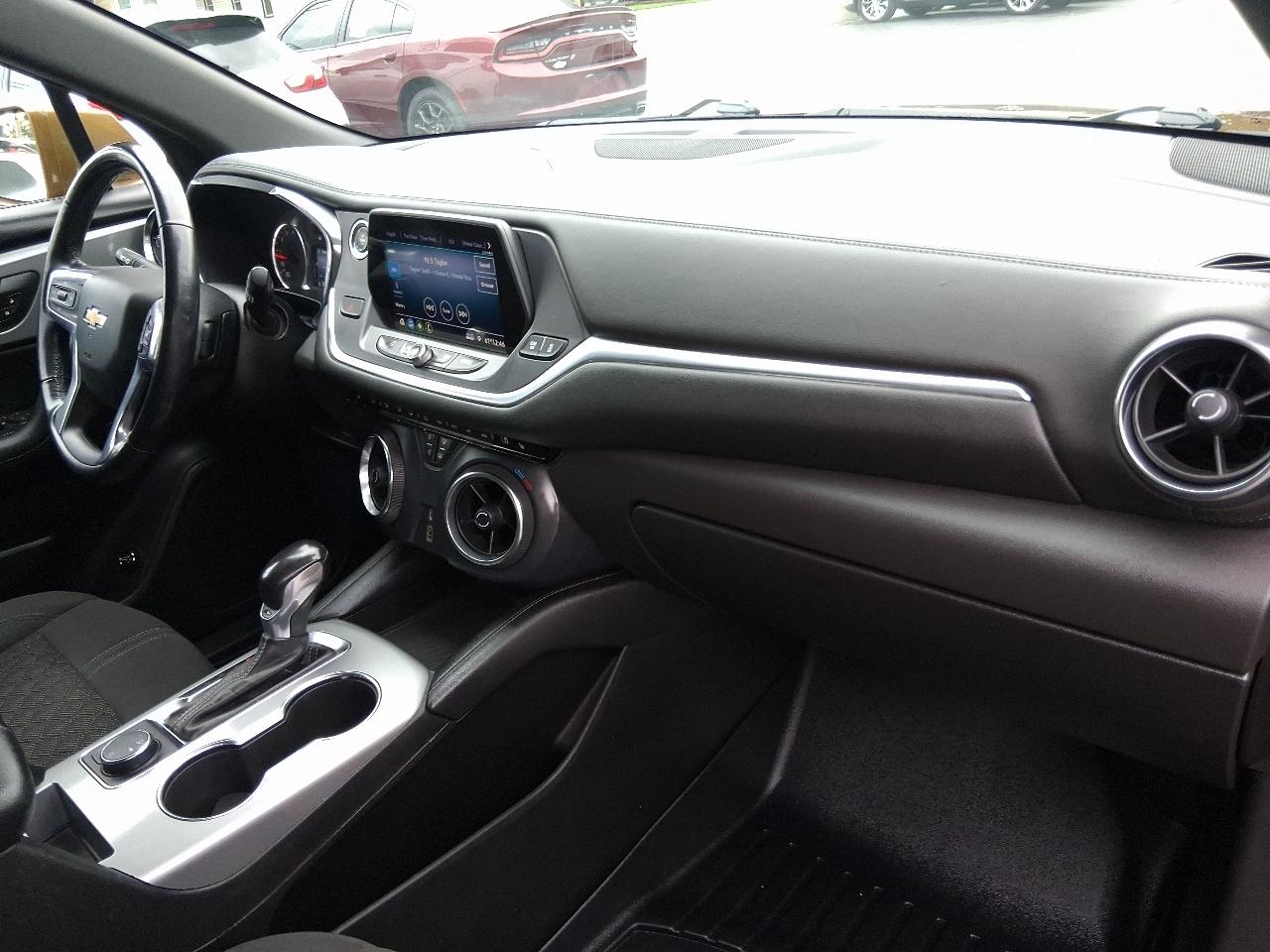 Chevrolet Blazer AWD 4dr w/2LT 2019