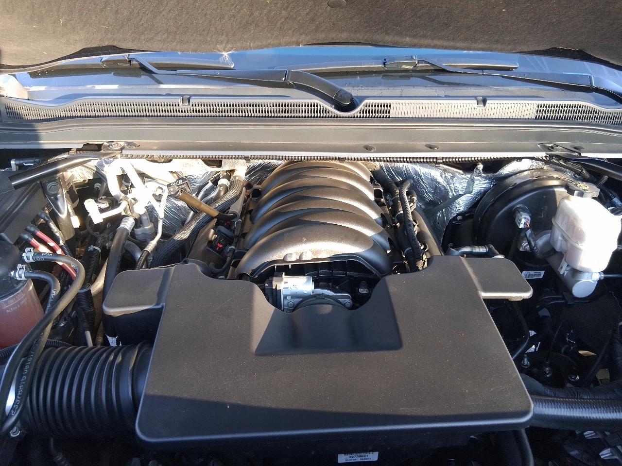 Chevrolet Tahoe 4WD 4dr Premier 2018