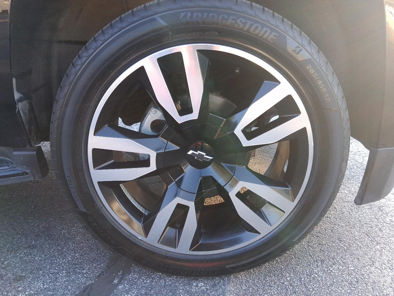 Chevrolet Tahoe 4WD 4dr Premier 2018