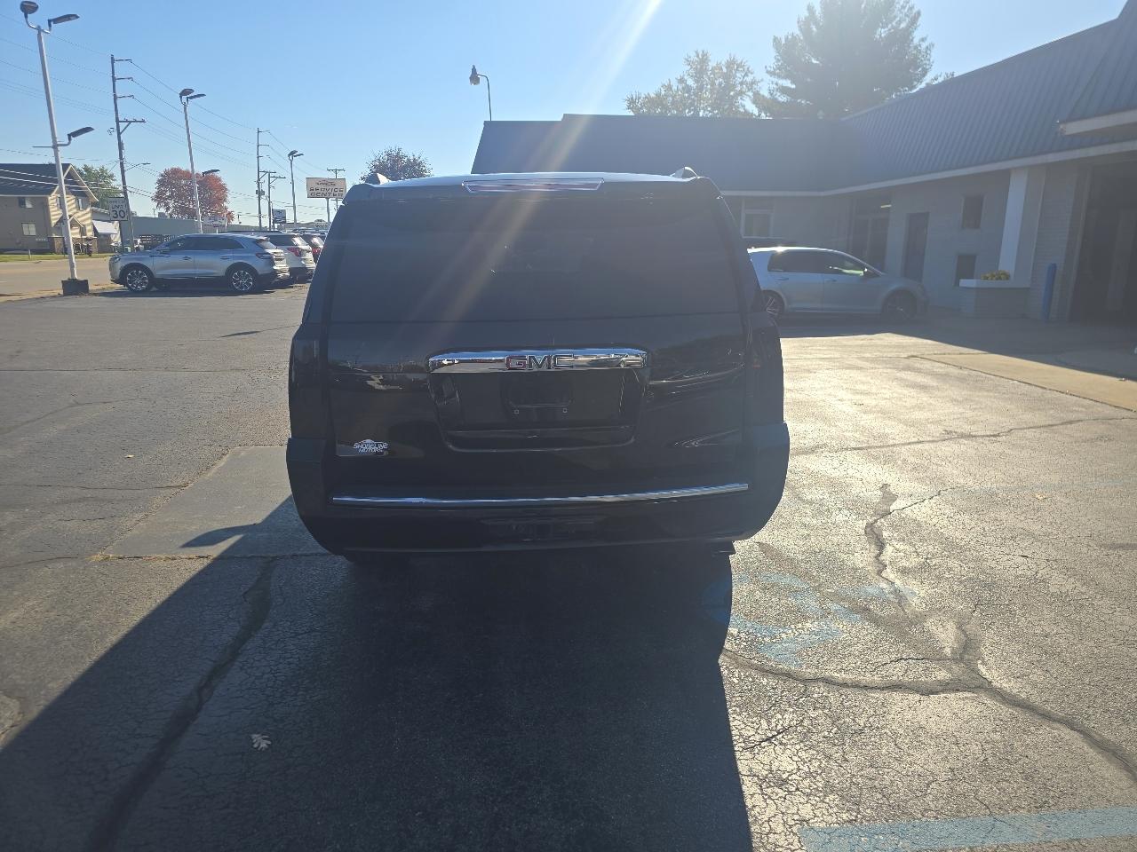 GMC Yukon XL 4WD 4dr Denali 2016