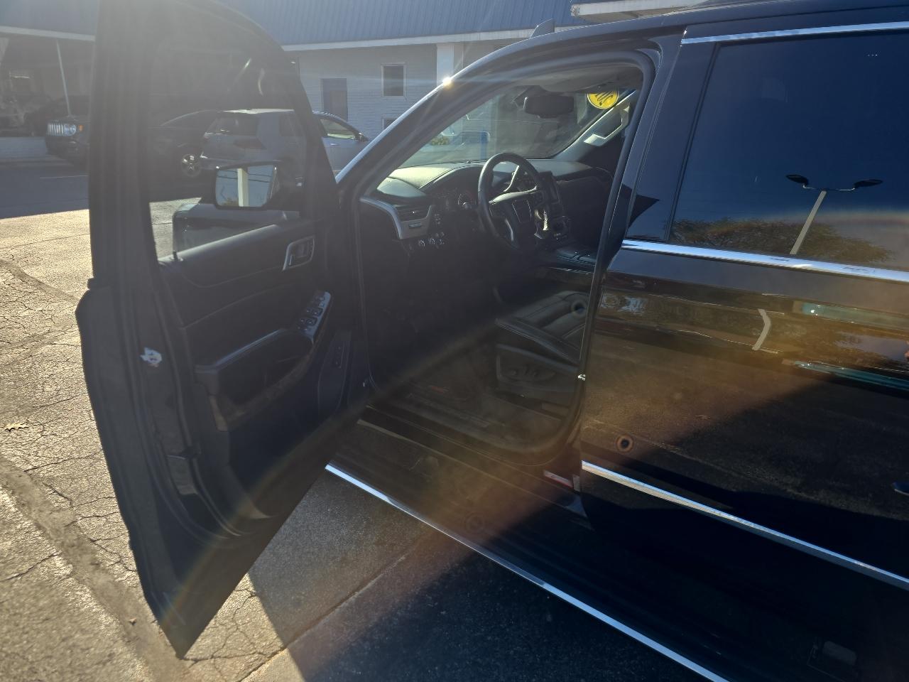 GMC Yukon XL 4WD 4dr Denali 2016