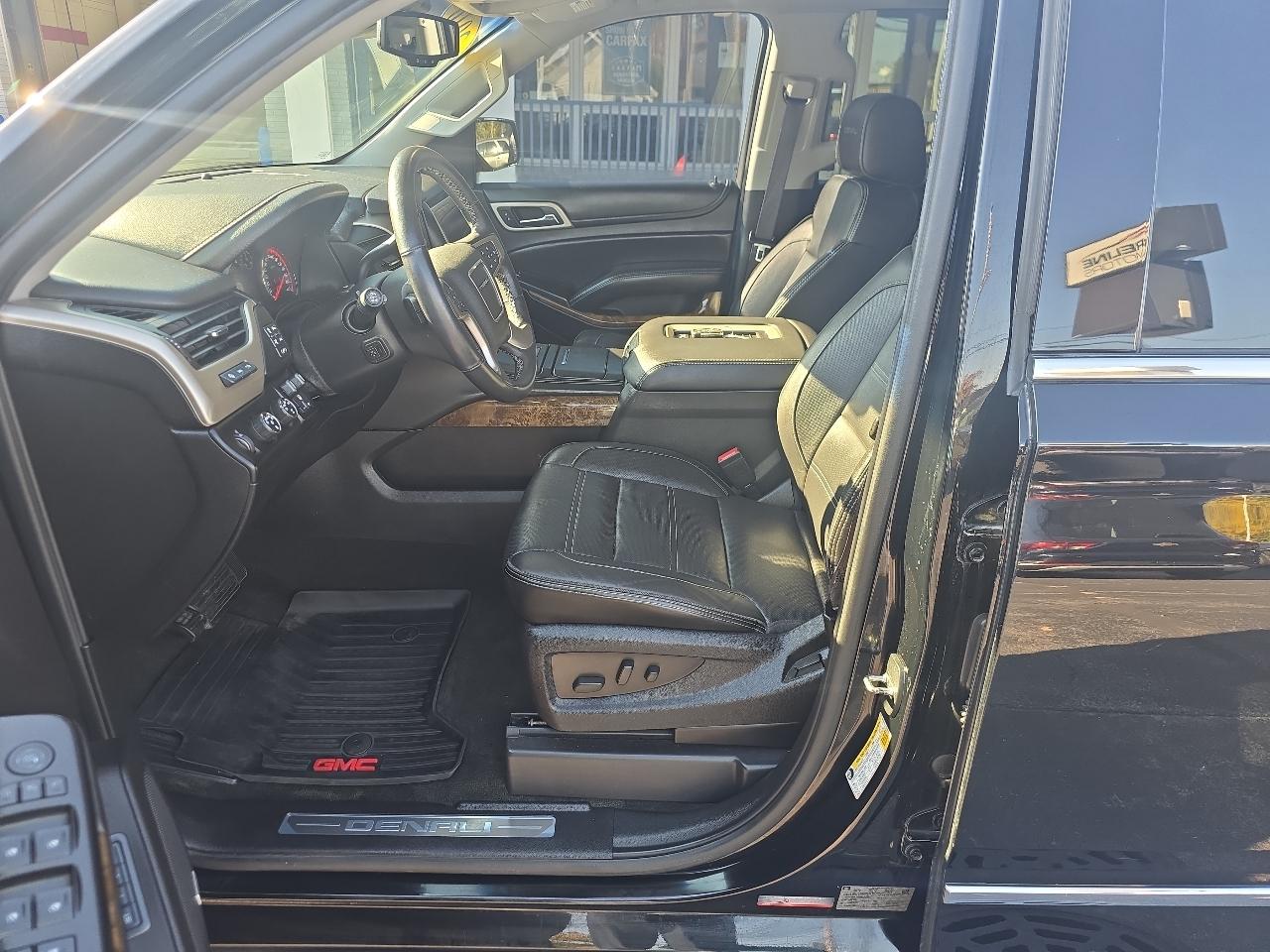 GMC Yukon XL 4WD 4dr Denali 2016