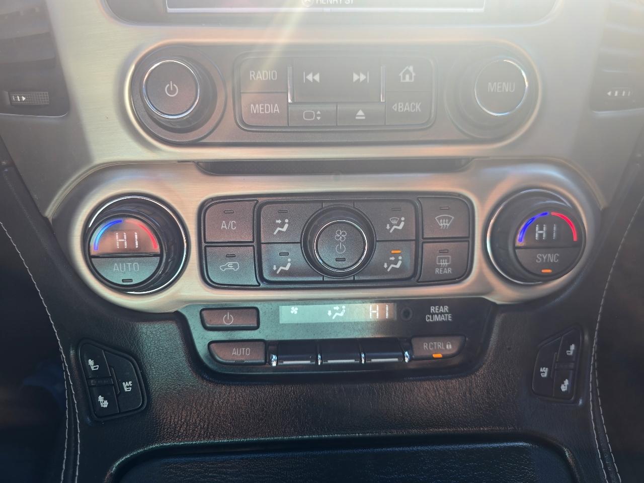 GMC Yukon XL 4WD 4dr Denali 2016