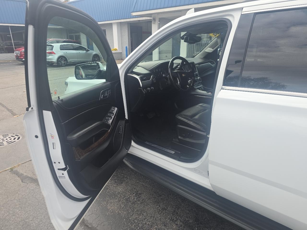 Chevrolet Tahoe 4WD 4dr LT 2018