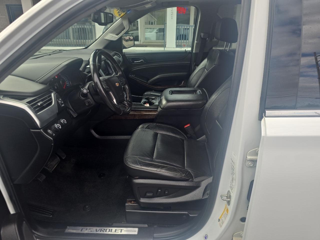 Chevrolet Tahoe 4WD 4dr LT 2018