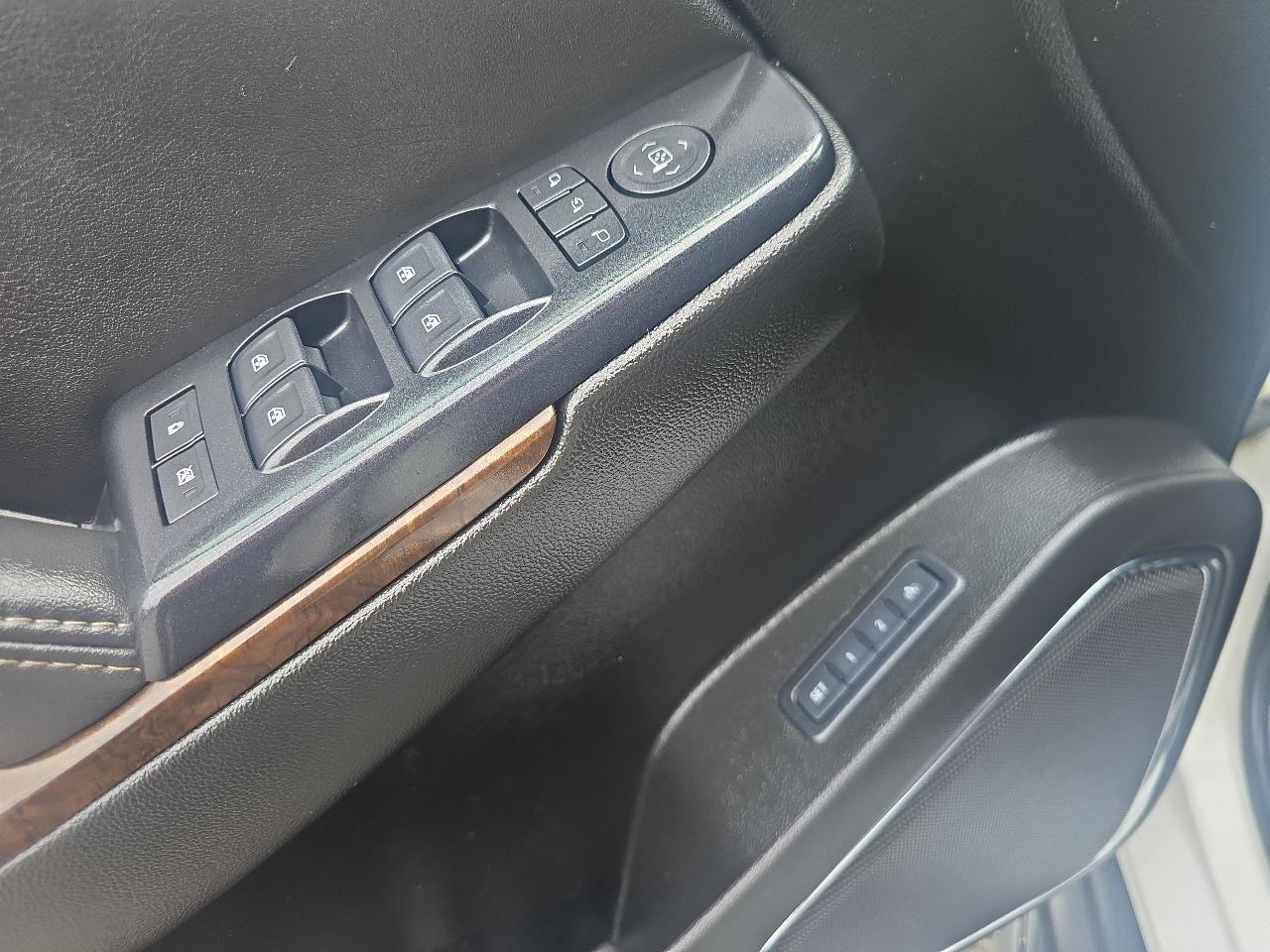 Chevrolet Tahoe 4WD 4dr LT 2018