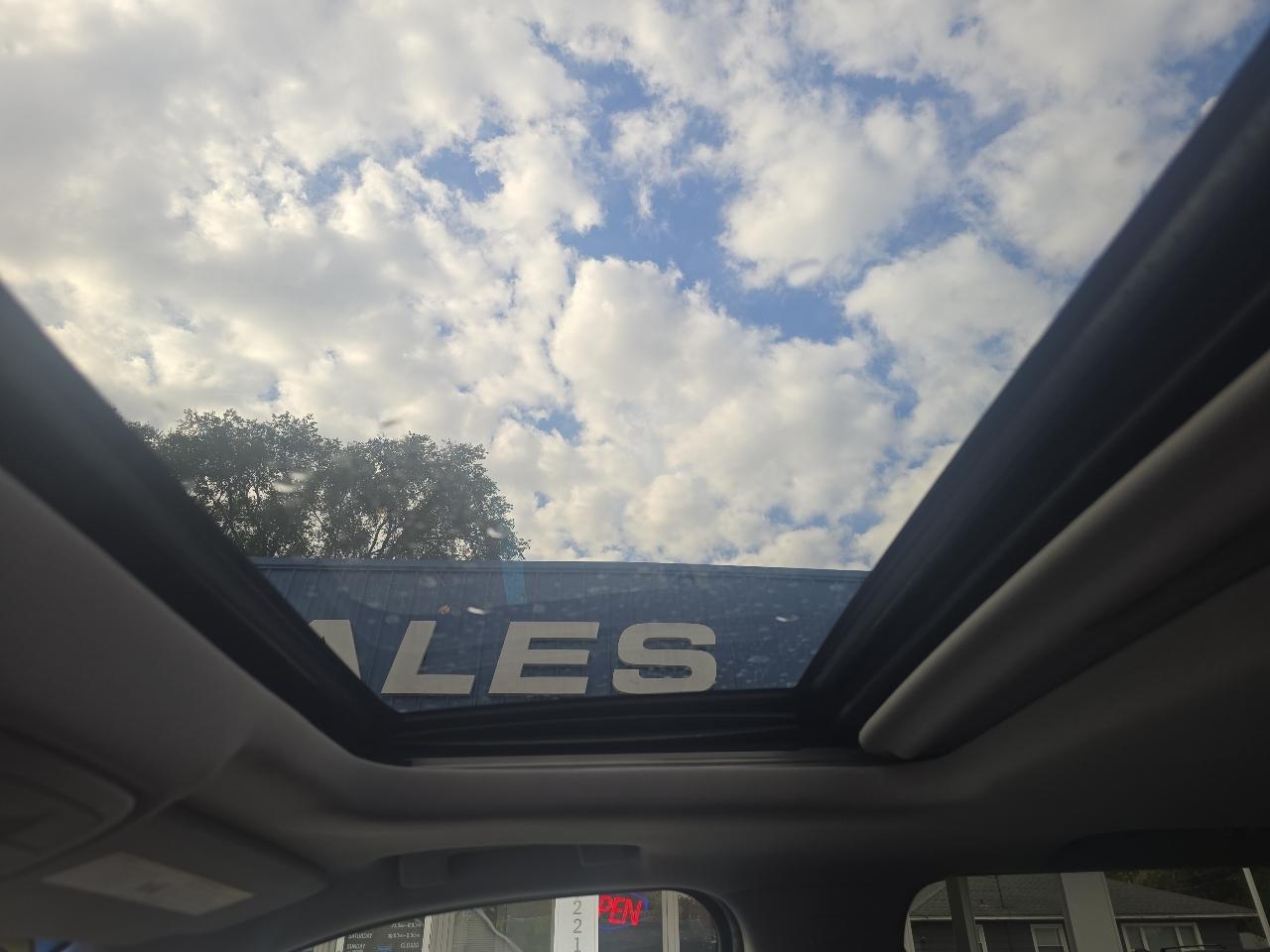 Chevrolet Tahoe 4WD 4dr LT 2018