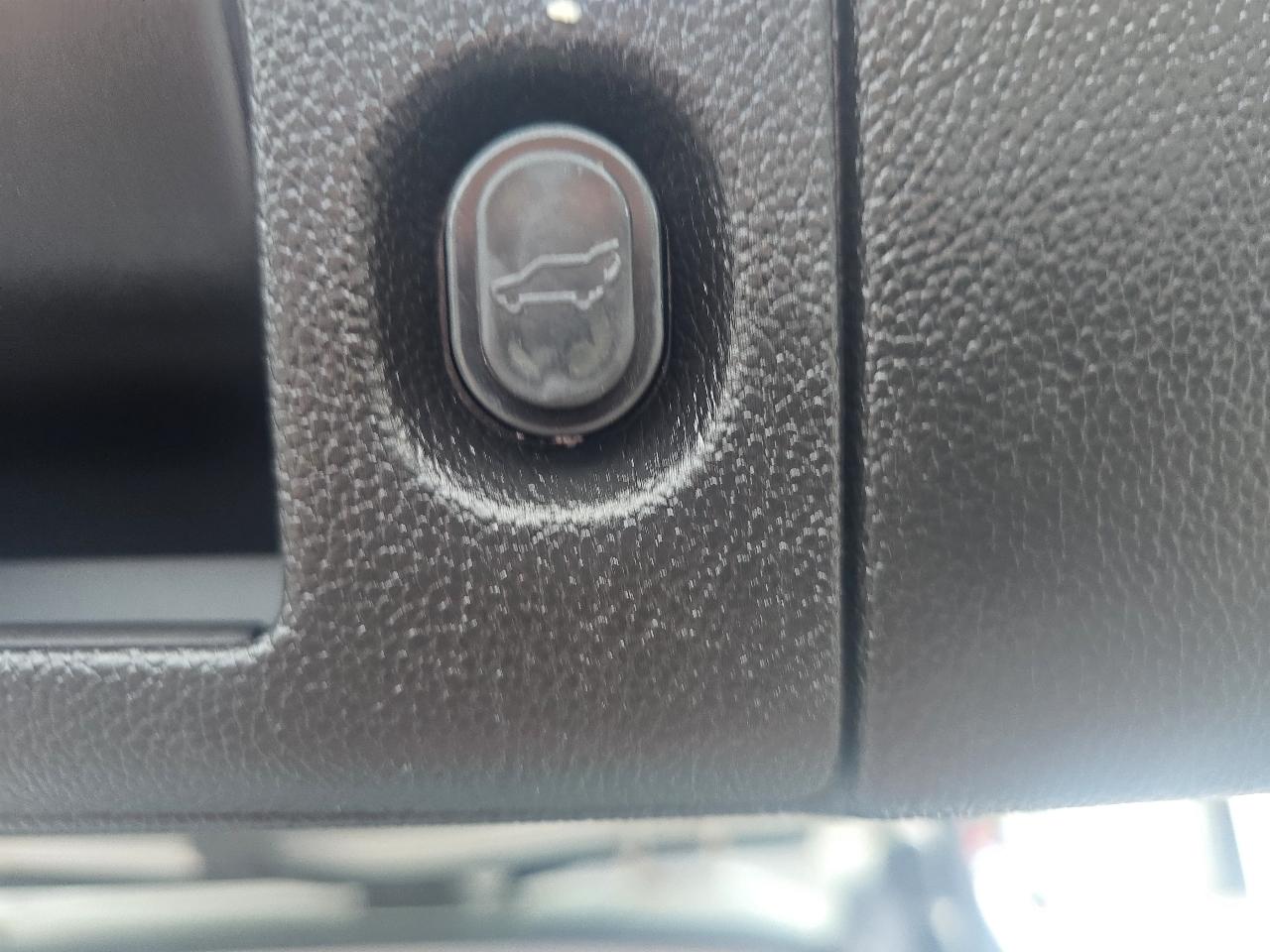 Chevrolet Tahoe 4WD 4dr LT 2018