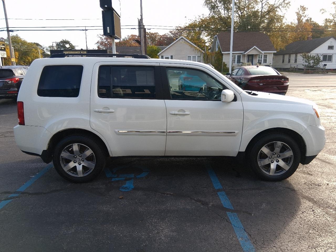 Honda Pilot 4WD 4dr Touring w/RES & Navi 2014