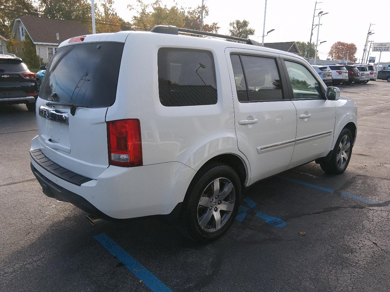 Honda Pilot 4WD 4dr Touring w/RES & Navi 2014