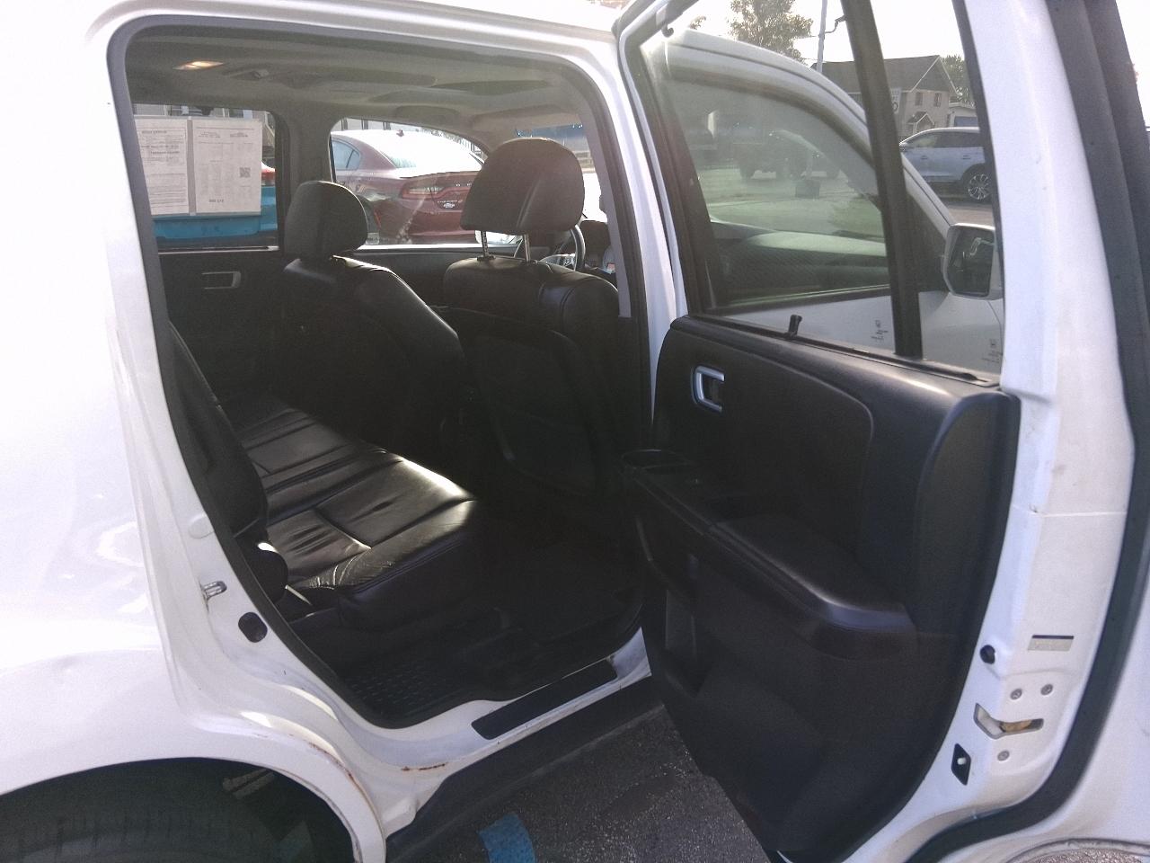 Honda Pilot 4WD 4dr Touring w/RES & Navi 2014