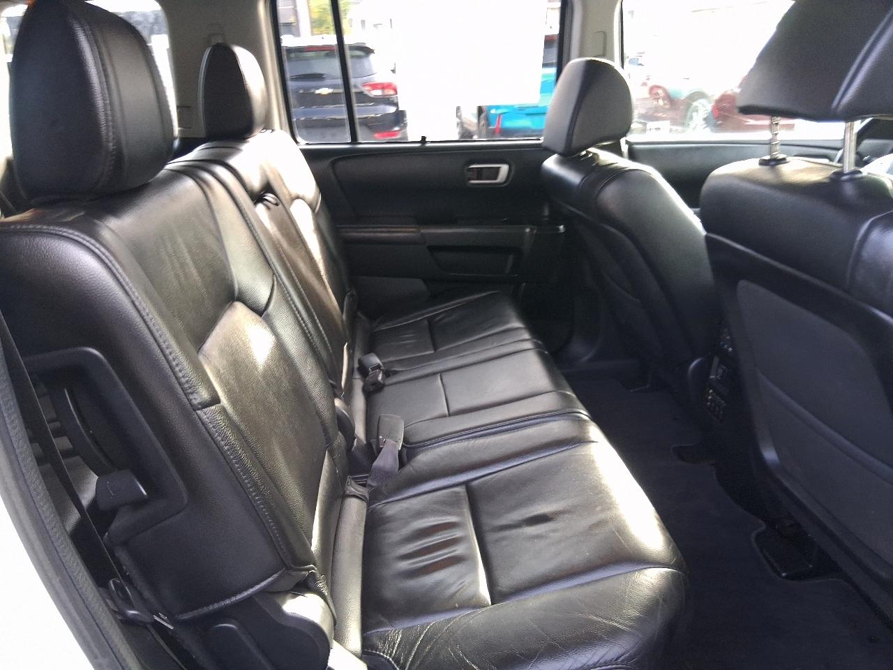 Honda Pilot 4WD 4dr Touring w/RES & Navi 2014