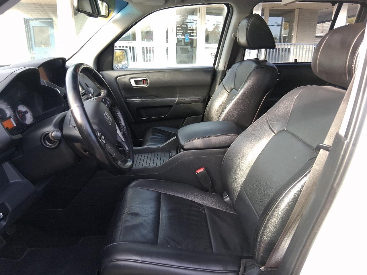 Honda Pilot 4WD 4dr Touring w/RES & Navi 2014