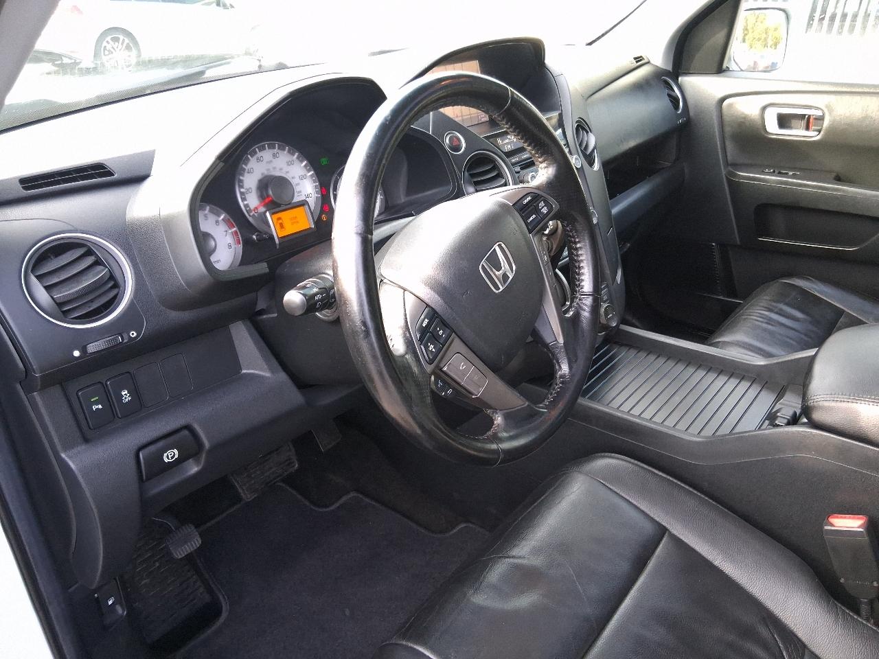 Honda Pilot 4WD 4dr Touring w/RES & Navi 2014