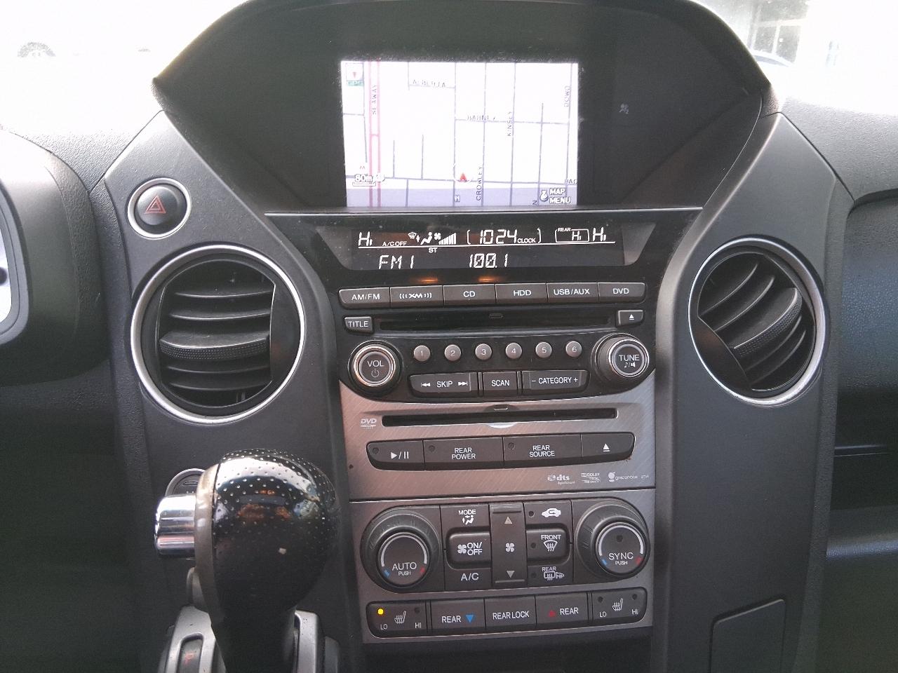 Honda Pilot 4WD 4dr Touring w/RES & Navi 2014