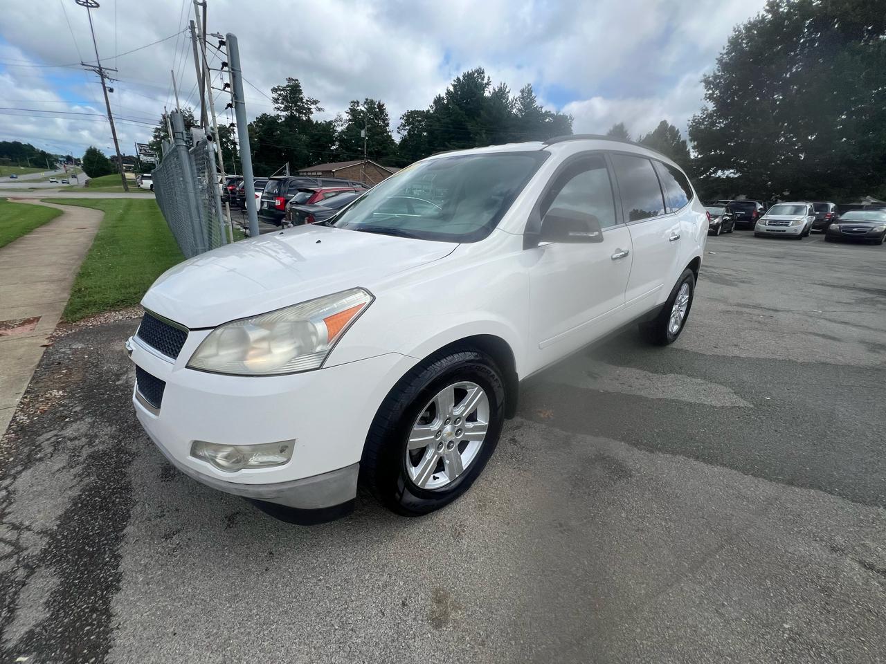 2011 Chevrolet Traverse AWD 4dr LT w/2LT