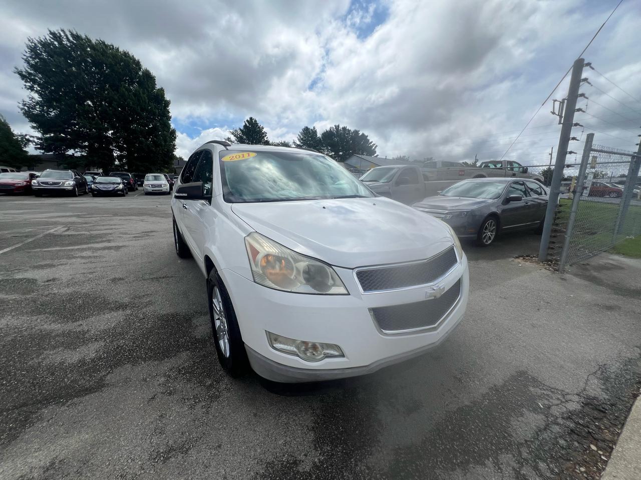 Chevrolet Traverse AWD 4dr LT w/2LT 2011