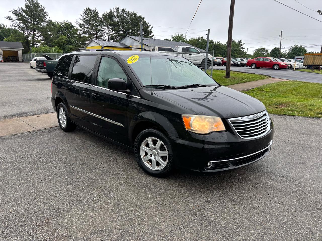 Chrysler Town & Country 4dr Wgn Touring 2012