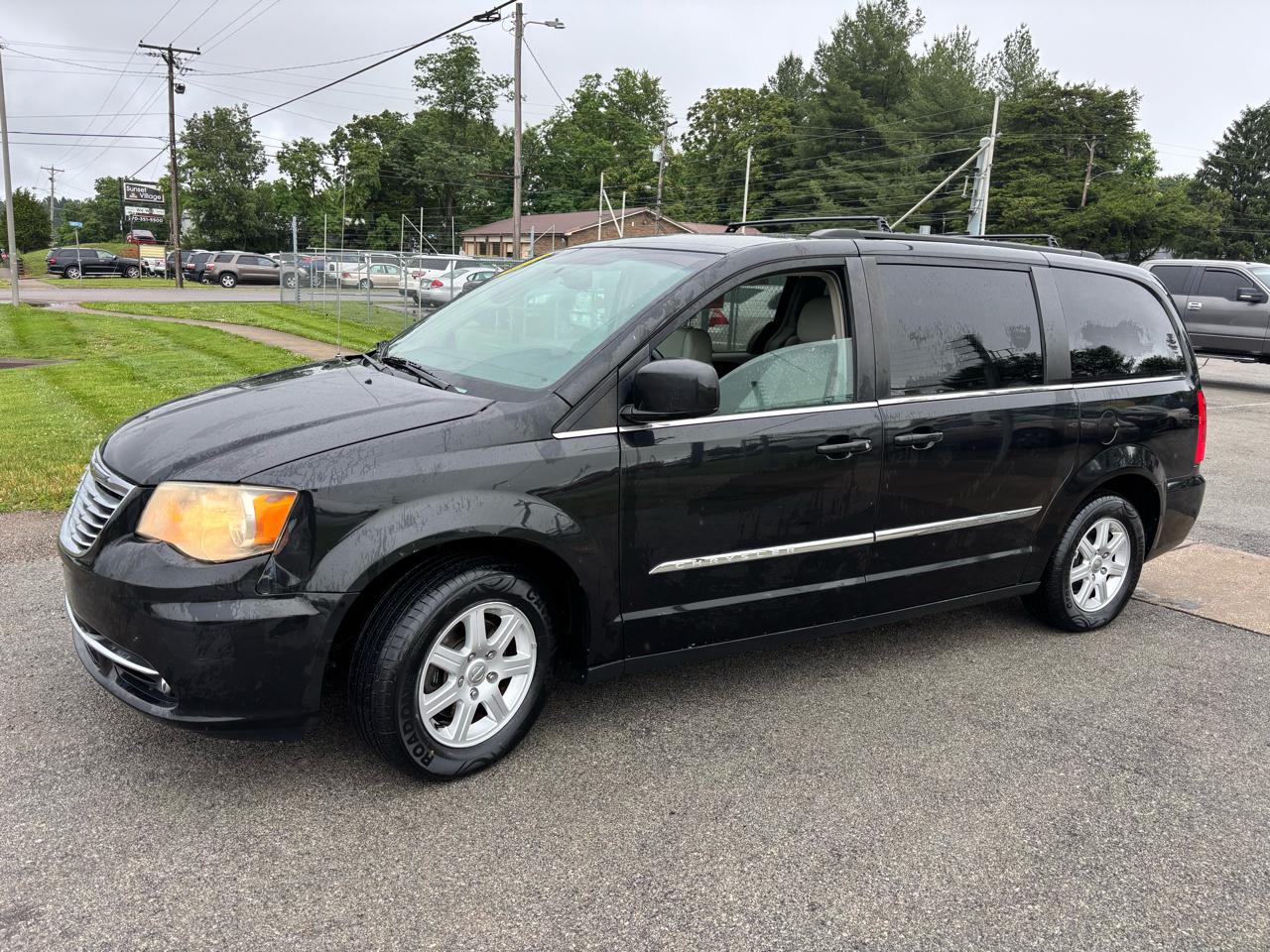 Chrysler Town & Country 4dr Wgn Touring 2012
