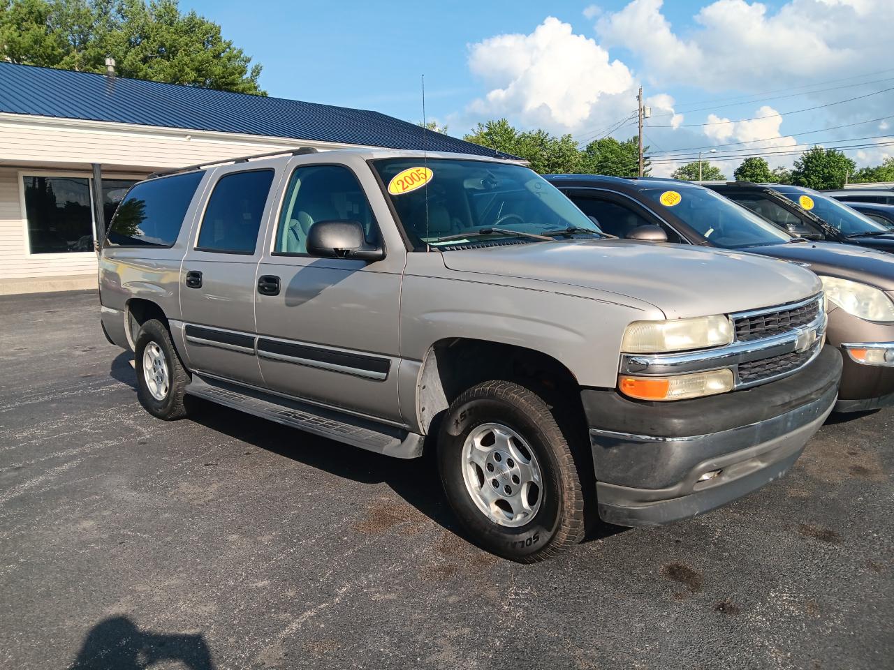 2005 Chevrolet Suburban 4dr 1500 LS