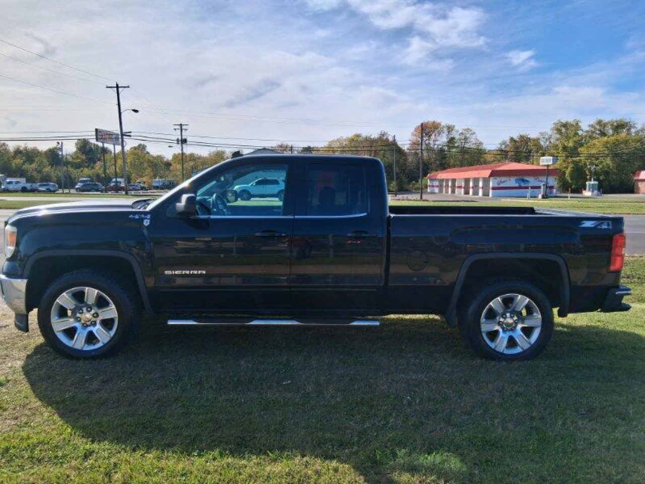 GMC Sierra 1500 4WD Double Cab 143.5" SLE 2014 GMC Sierra 1500 4WD Double Cab 143.5" SLE 2014