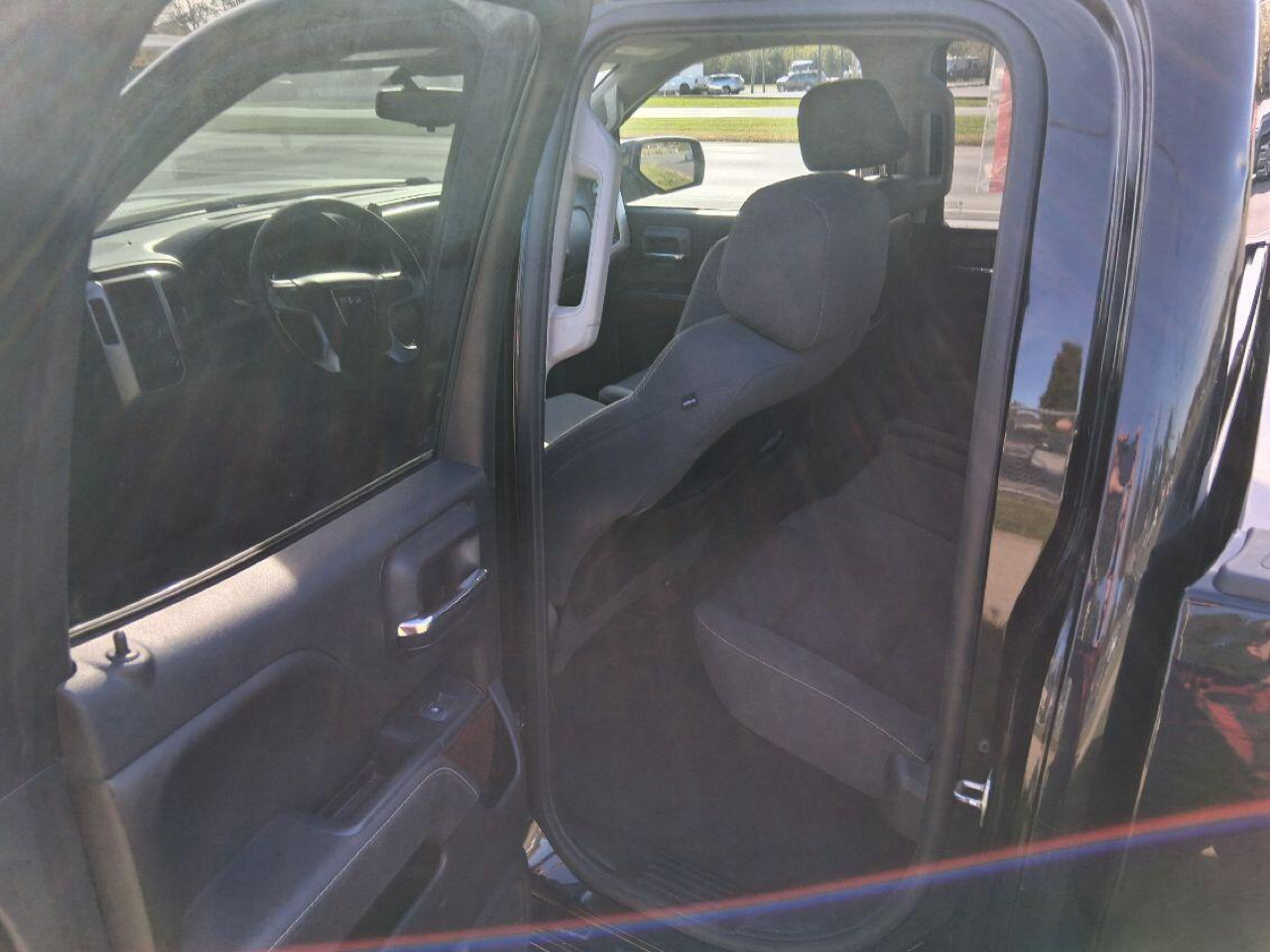 GMC Sierra 1500 4WD Double Cab 143.5" SLE 2014 GMC Sierra 1500 4WD Double Cab 143.5" SLE 2014