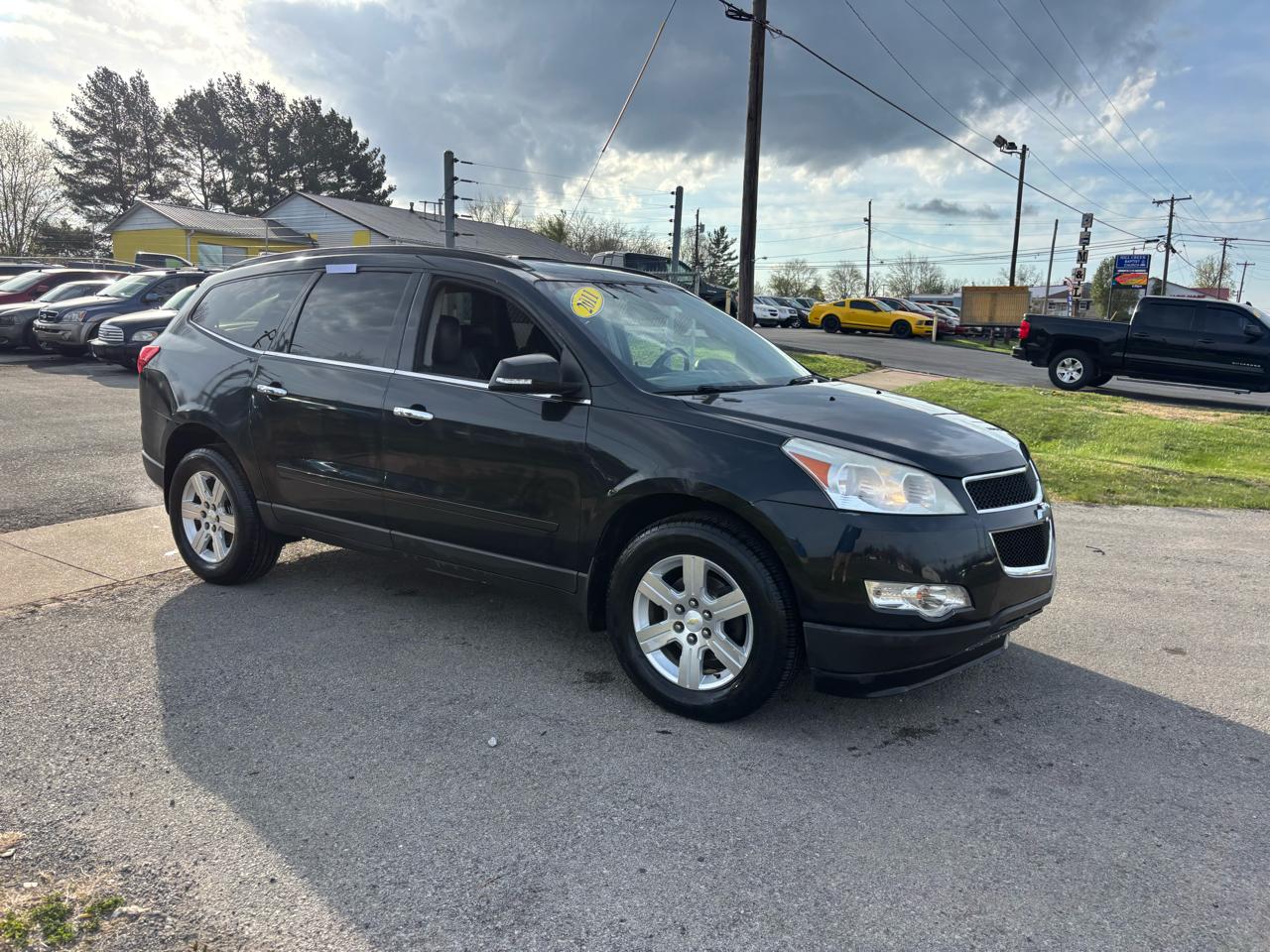 Chevrolet Traverse AWD 4dr LT w/2LT 2011