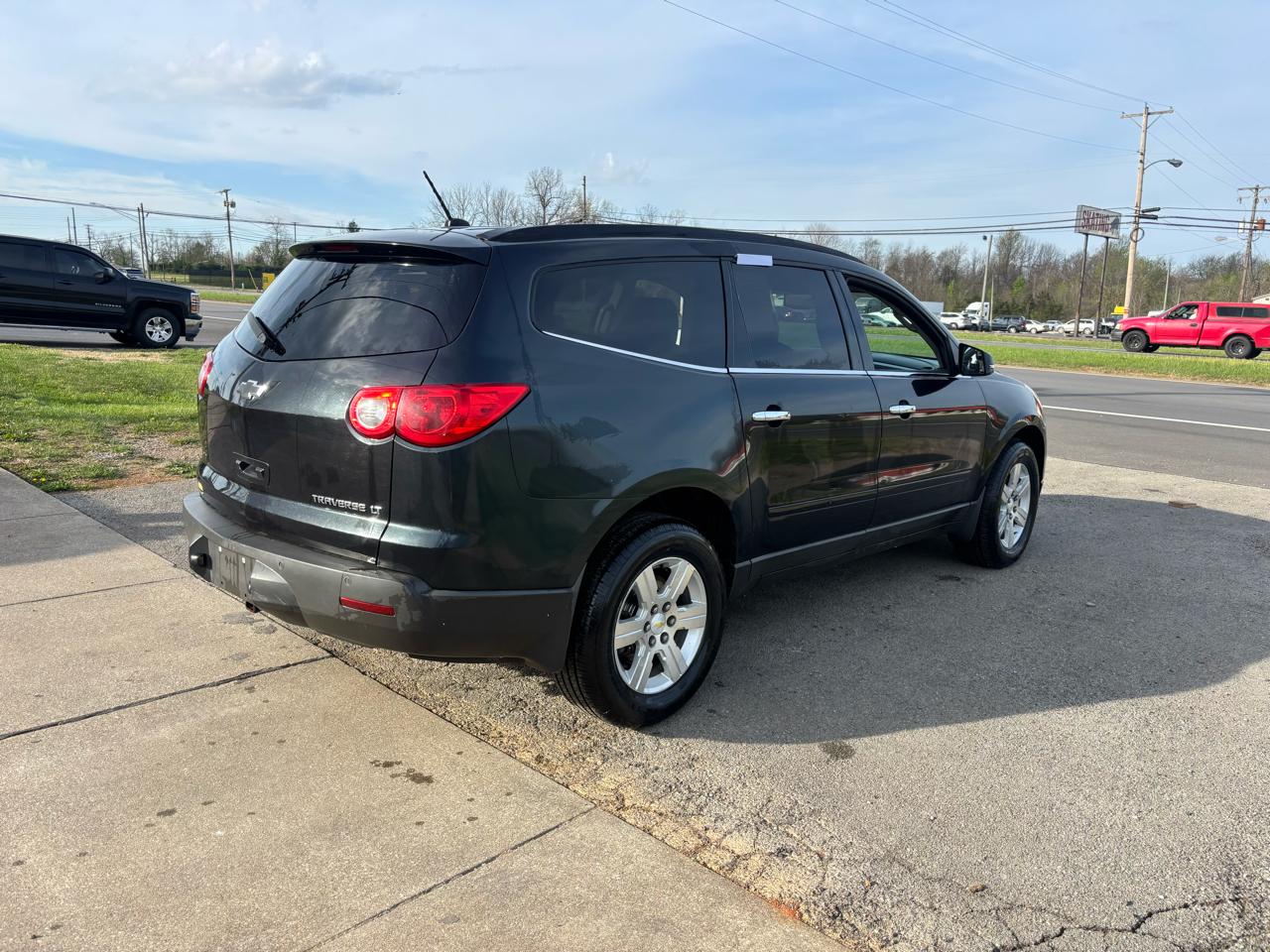 Chevrolet Traverse AWD 4dr LT w/2LT 2011